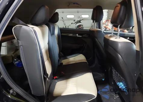 2011 Kia Sorento Ex z USA, uszkodzony, nr VIN 5XYKU3A11BG018557